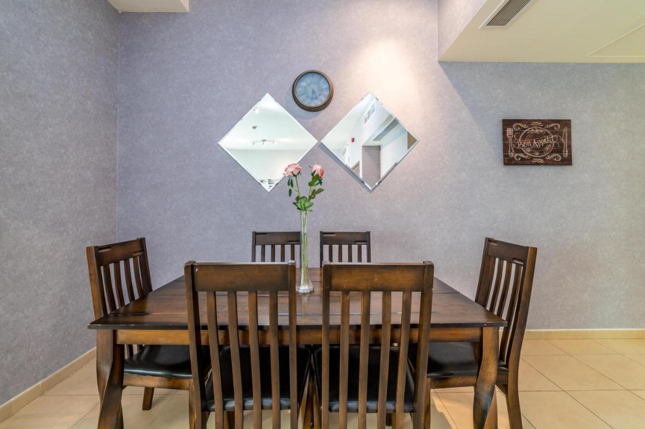 דובאי Yanjoon Holiday Homes - Jbr Amwaj 4 מראה חיצוני תמונה