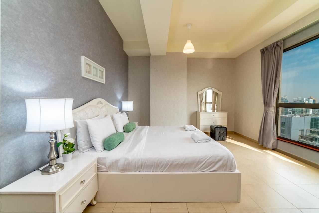 דובאי Yanjoon Holiday Homes - Jbr Amwaj 4 מראה חיצוני תמונה