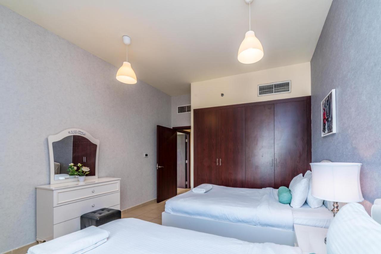 דובאי Yanjoon Holiday Homes - Jbr Amwaj 4 מראה חיצוני תמונה